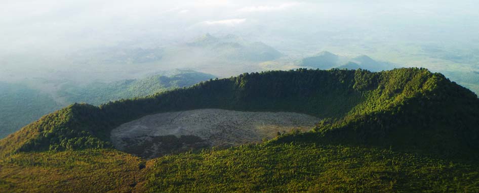 Mount Bisoke Volcano Virunga Mountains